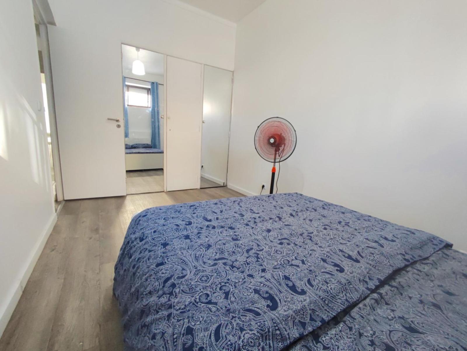 Laxuries Room For Rent Odivelas  Luaran gambar